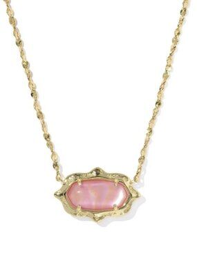 Elisa Scallop Frame Gold Short Pendant Necklace